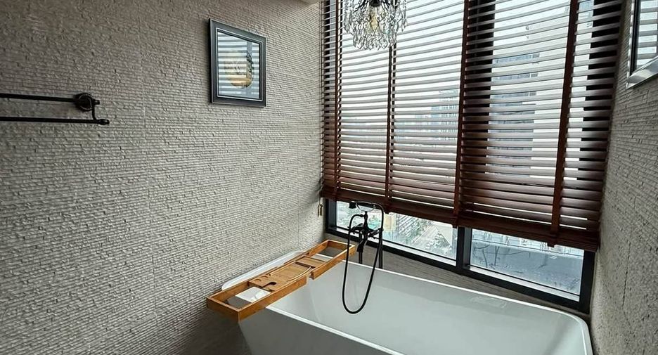 For rent 1 bed condo in Watthana, Bangkok