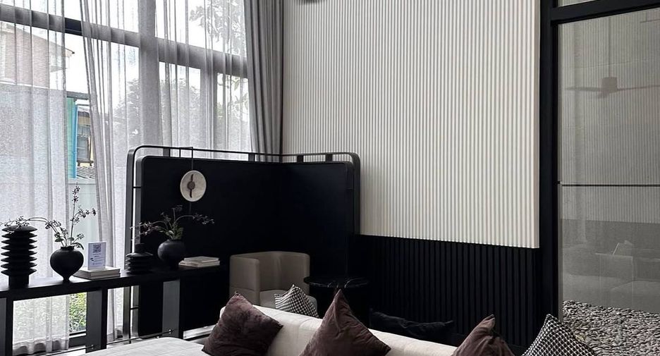 For rent 1 bed condo in Khlong San, Bangkok
