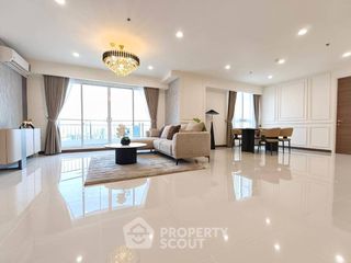 For rent 2 ベッドルーム condo in Yan Nawa, Bangkok