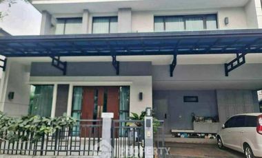 Casa en alquiler de 4 habitaciones en Prawet, Bangkok