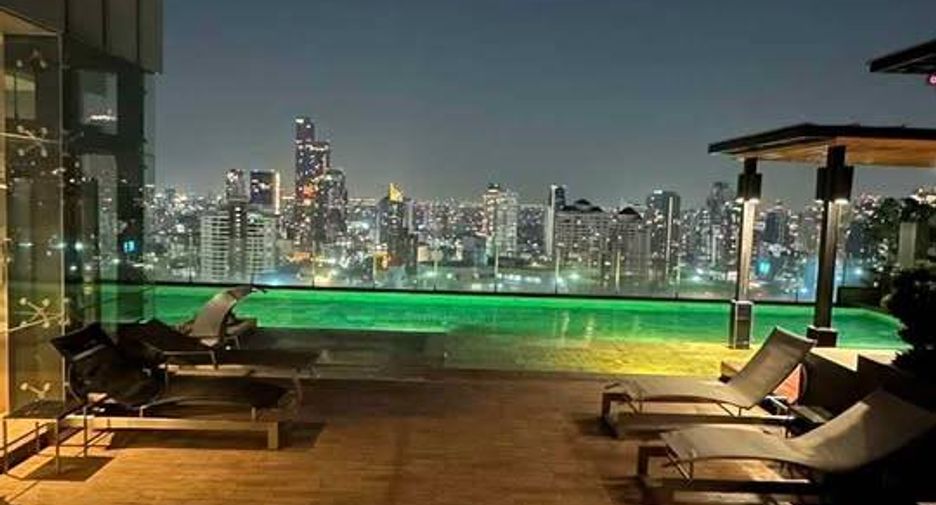For rent 1 bed condo in Watthana, Bangkok