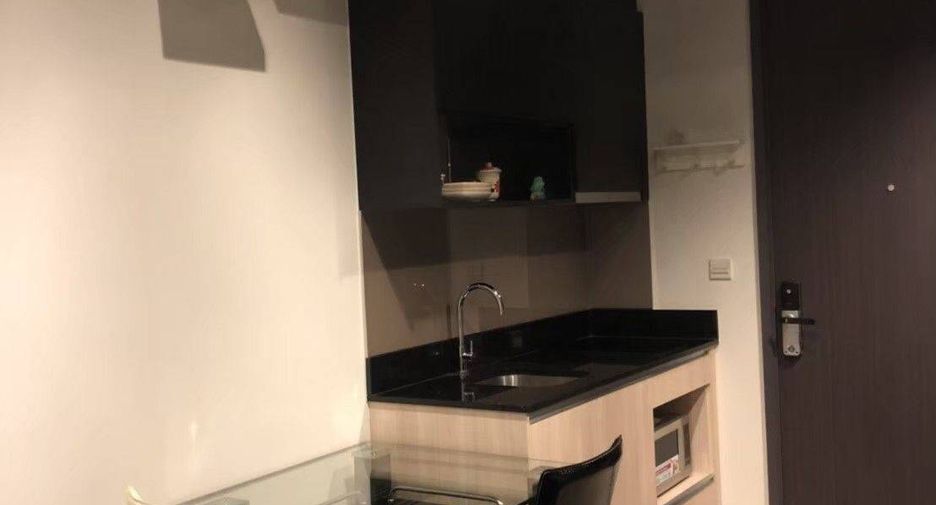 ให้เช่า 1 เตียง คอนโด ใน คลองเตย, กรุงเทพฯ