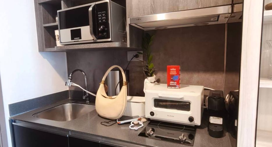For rent 1 Beds condo in Bang Rak, Bangkok