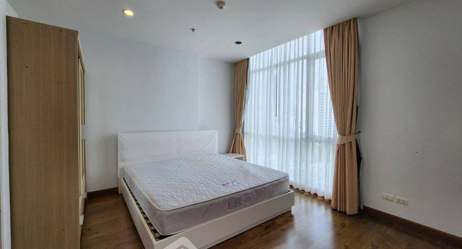 À louer 2 chambres condo à Watthana, Bangkok