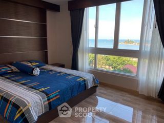À louer 2 chambres condo à Si Racha, Chonburi