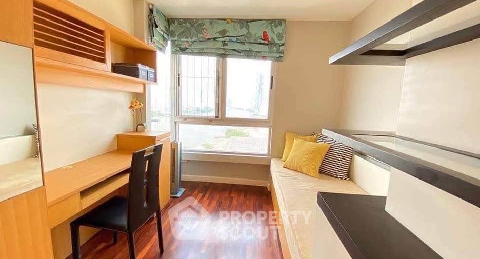Condo en alquiler de 3 habitaciones en Bang Kho Laem, Bangkok