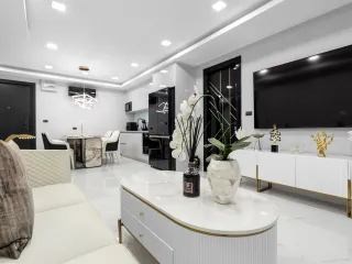 Продажа 4 спальни кондо в Банг Ламунг, Чонбури