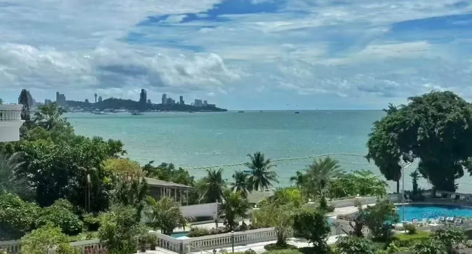 For sale 2 bedrooms condo in Bang Lamung, Chonburi