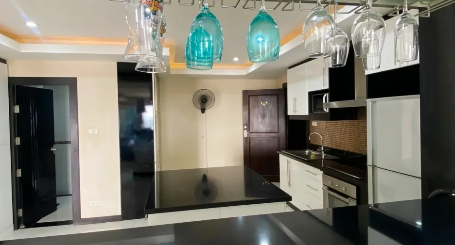 Condo en venta de 2 habitaciones en Bang Lamung, Chonburi