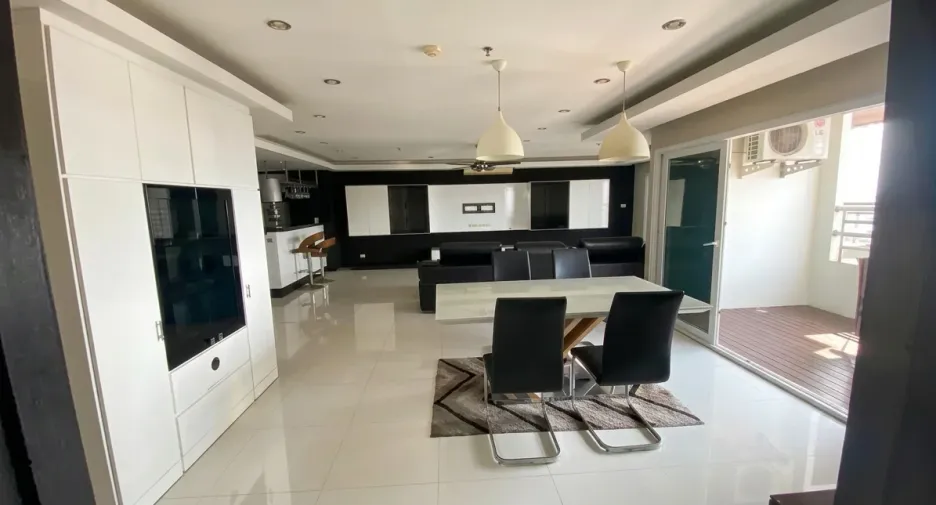 Condo en venta de 2 habitaciones en Bang Lamung, Chonburi