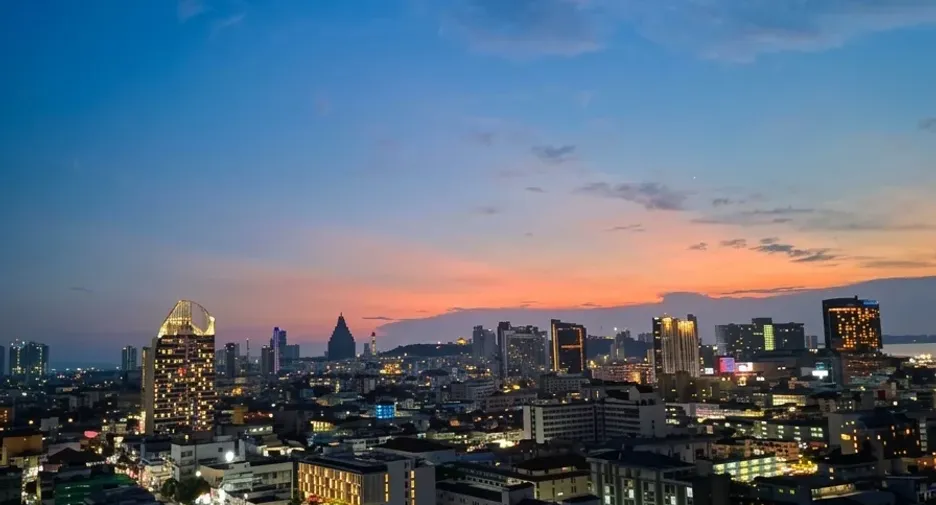 Condo en venta de 2 habitaciones en Bang Lamung, Chonburi