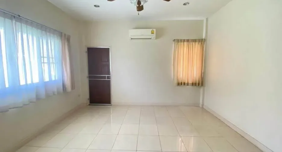 Haus zum Kauf mit 3 Zimmer in Bang Lamung, Chonburi