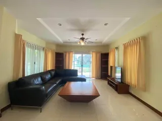 À vendre 3 chambres maison à Bang Lamung, Chonburi