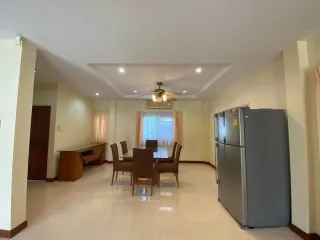 À vendre 3 chambres maison à Bang Lamung, Chonburi