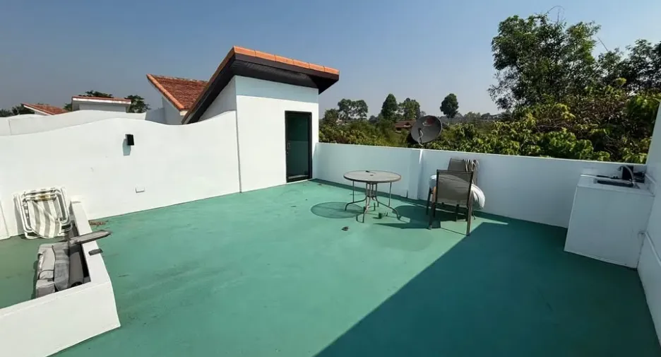 For sale 2 bedrooms townhouse in Bang Lamung, Chonburi
