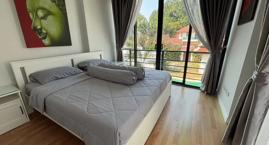 For sale 2 bedrooms townhouse in Bang Lamung, Chonburi