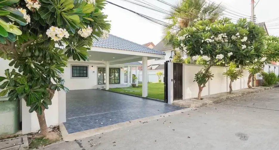 Casa en venta de 4 habitaciones en Bang Lamung, Chonburi