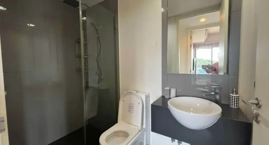 For rent 2 bedrooms condo in Bang Lamung, Chonburi
