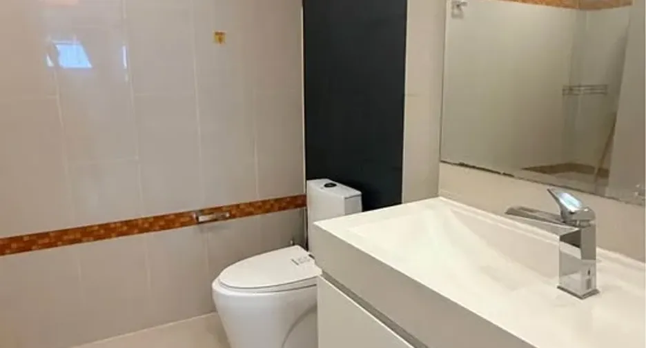 Wohnung zur Miete mit 1 Zimmer in Bang Lamung, Chonburi