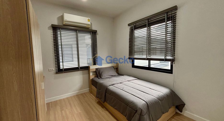 For rent and for sale 3 bedrooms house in Bang Lamung, Chonburi
