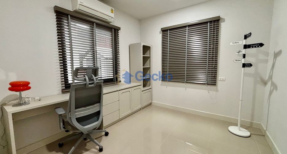 For rent and for sale 3 bedrooms house in Bang Lamung, Chonburi