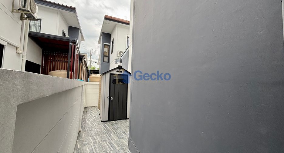 For rent and for sale 3 bedrooms house in Bang Lamung, Chonburi