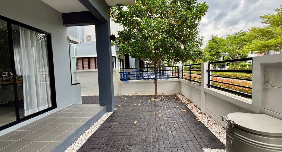 For rent and for sale 3 bedrooms house in Bang Lamung, Chonburi