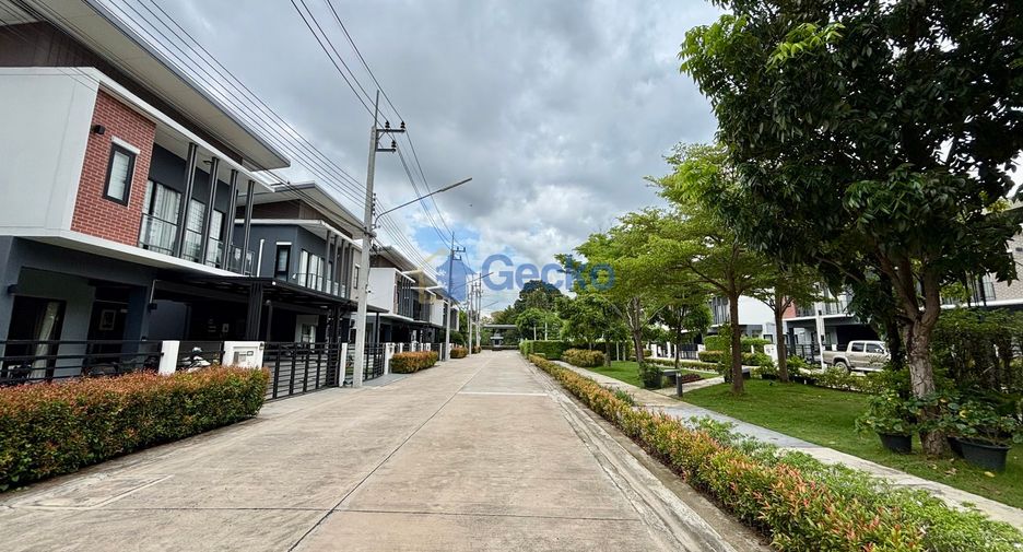 For rent and for sale 3 bedrooms house in Bang Lamung, Chonburi