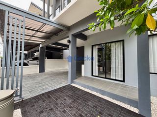 For sale 3 bedrooms house in Bang Lamung, Chonburi