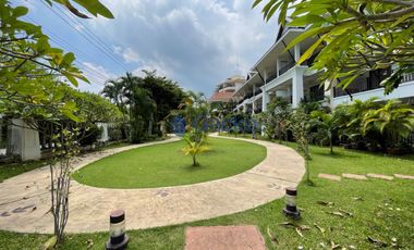 For sale 3 bedrooms condo in Na Jomtien, Pattaya
