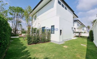 For sale 4 bedrooms house in Bang Lamung, Chonburi