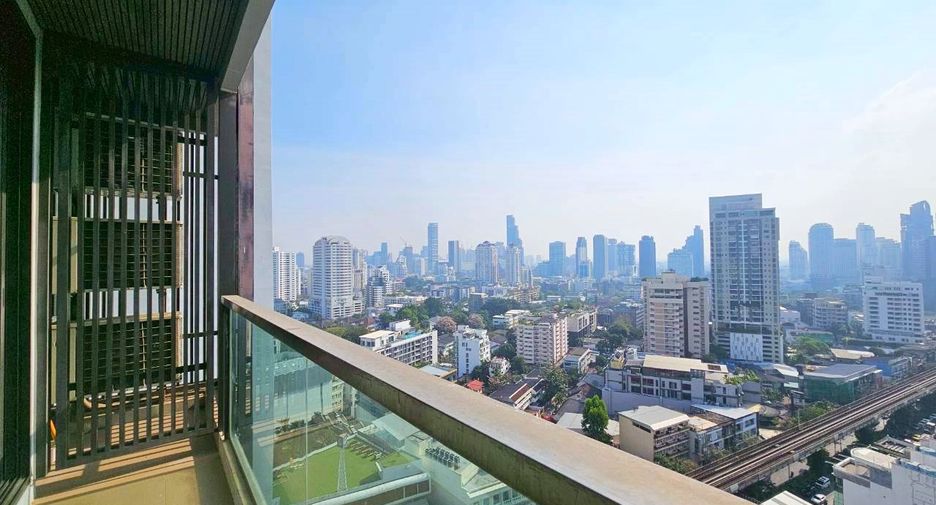 Condo en alquiler de 2 habitaciones en Khlong Toei, Bangkok