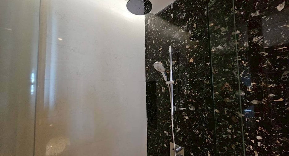 For rent and for sale 2 bedrooms condo in Khlong Toei, Bangkok