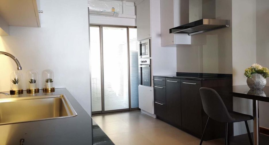For rent 3 ベッドルーム condo in Watthana, Bangkok