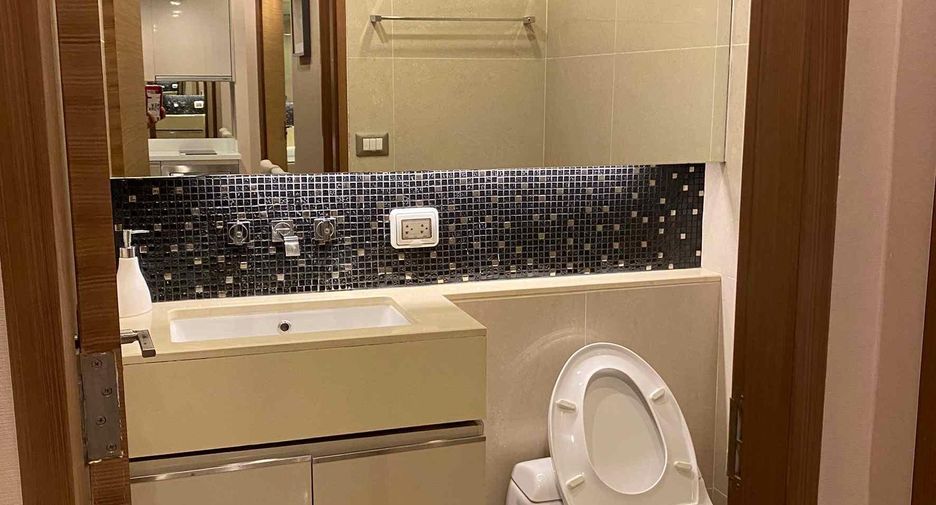 For rent and for sale 2 bedrooms condo in Sathon, Bangkok