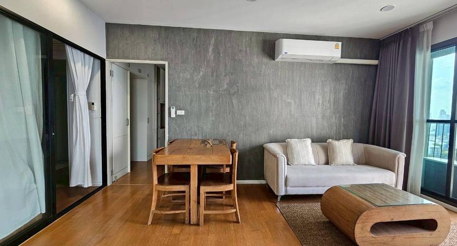 For rent and for sale 2 bedrooms condo in Watthana, Bangkok