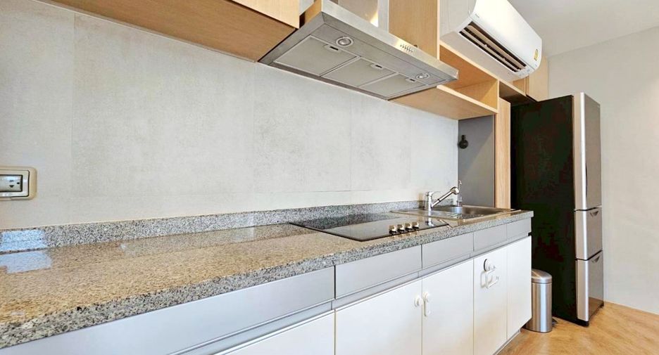 Condo en alquiler de 1 habitaciones en Khlong Toei, Bangkok