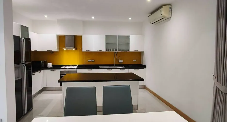 À louer 3 chambres villa à Bang Lamung, Chonburi
