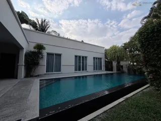 À louer 3 chambres villa à Bang Lamung, Chonburi