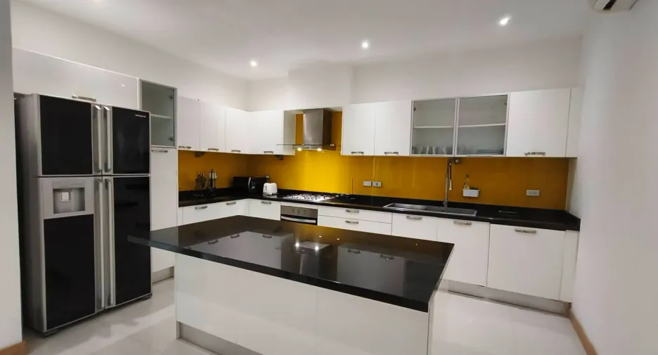 À louer 3 chambres villa à Bang Lamung, Chonburi