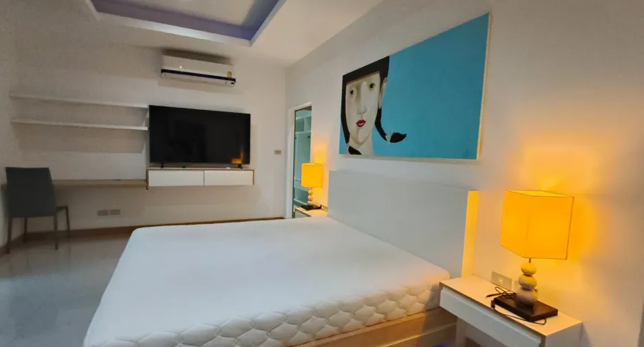 À louer 3 chambres villa à Bang Lamung, Chonburi