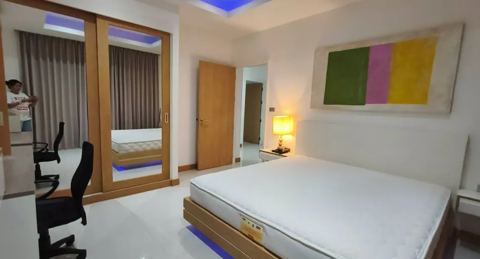 À louer 3 chambres villa à Bang Lamung, Chonburi