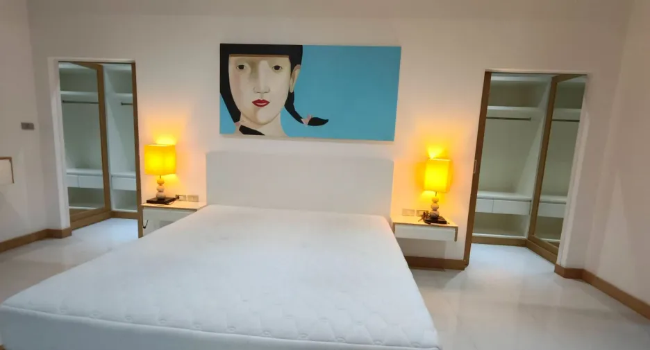 À louer 3 chambres villa à Bang Lamung, Chonburi
