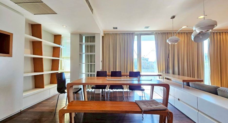 Condo en alquiler de 2 habitaciones en Khlong Toei, Bangkok
