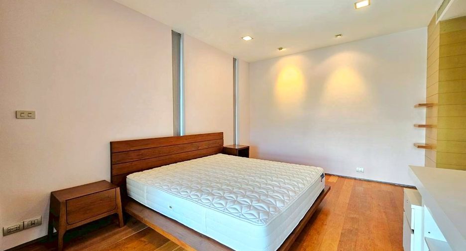 Condo en alquiler de 2 habitaciones en Khlong Toei, Bangkok