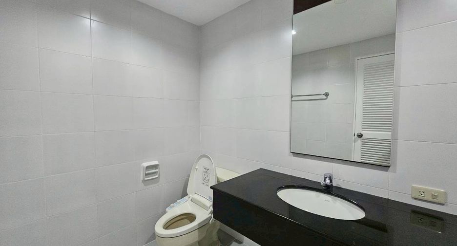À louer 2 chambres condo à Khlong Toei, Bangkok