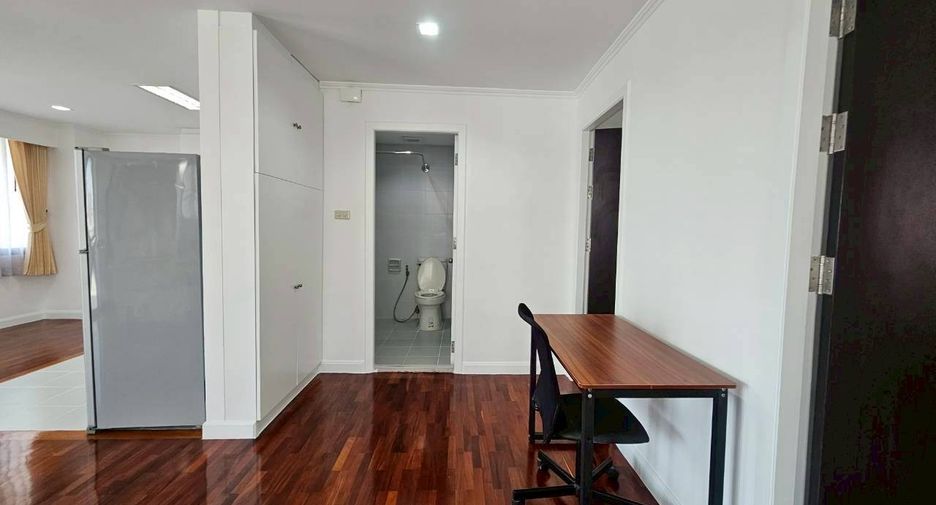 À louer 2 chambres condo à Khlong Toei, Bangkok
