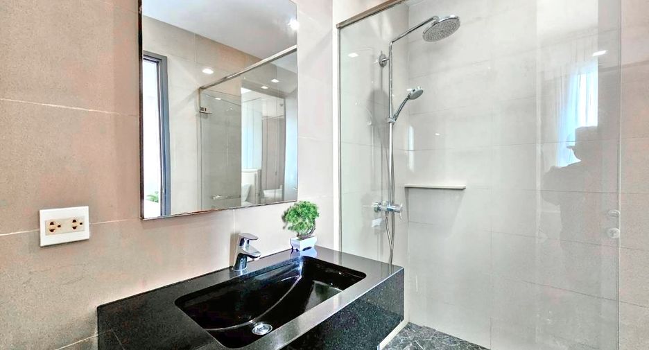 Condo en alquiler de 1 habitaciones en Khlong Toei, Bangkok
