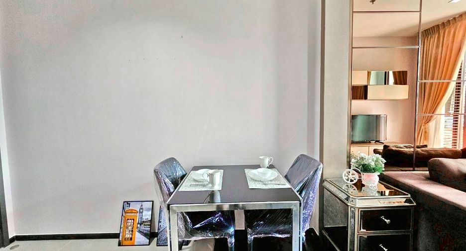 Condo en alquiler de 1 habitaciones en Khlong Toei, Bangkok