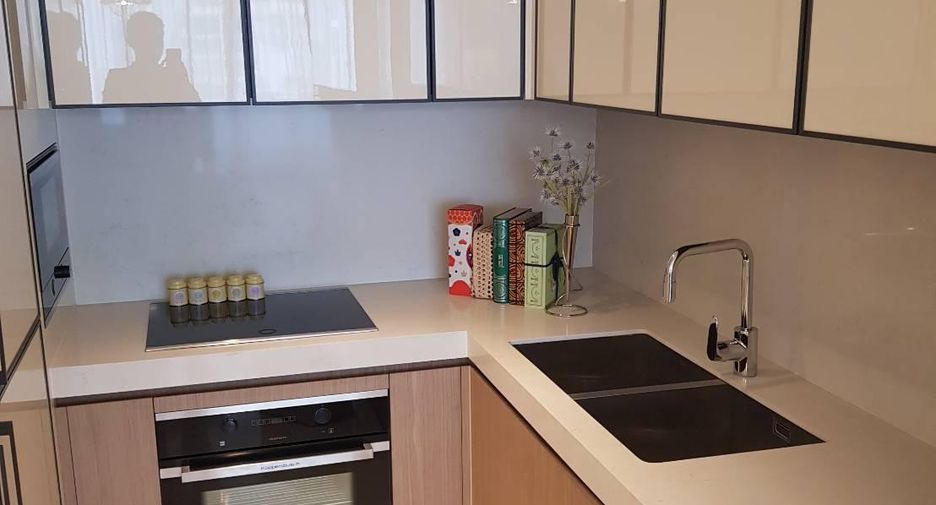 Wohnung zur Miete mit 2 Zimmer in Khlong Toei, Bangkok